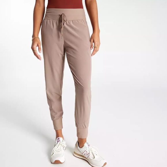 NWT CALIA Effortless Truelight Joggers - Picture 1 of 13
